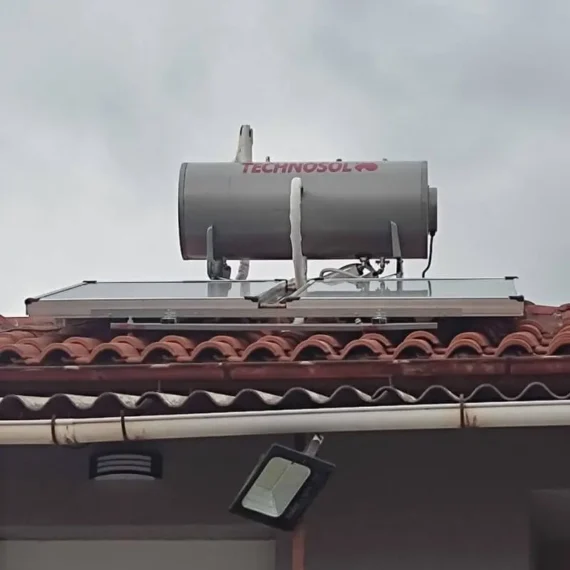 Τοποθέτηση Ηλιακού Θερμοσίφωνα TECHNOSOL 150lt με Επιλεκτικό Συλλέκτη σε Κεραμοσκεπή