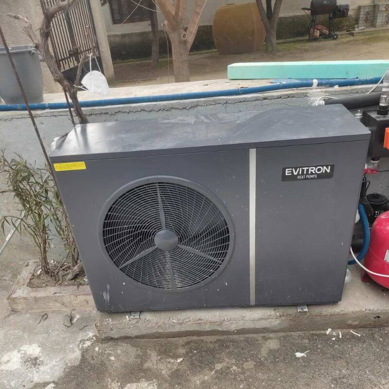 Τοποθέτηση Αντλίας Θερμότητας EVITRON 13kw σε Μονοκατοικία 85τμ